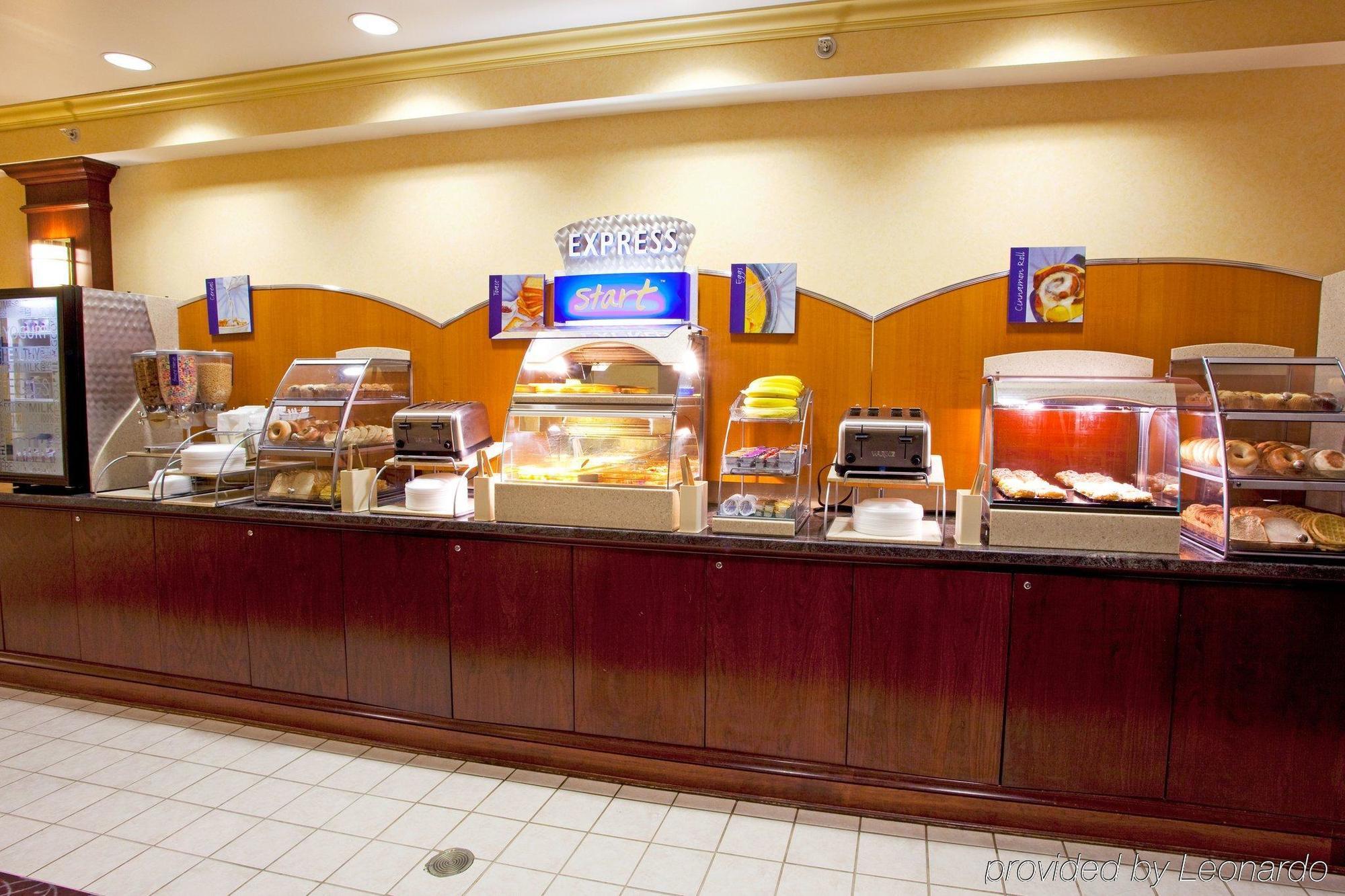 Holiday Inn Express & Suites Buffalo Airport By Ihg Cheektowaga Exterior photo