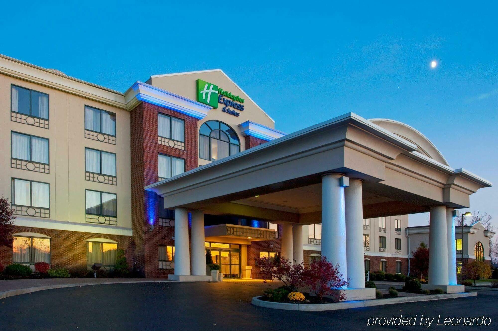 Holiday Inn Express & Suites Buffalo Airport By Ihg Cheektowaga Exterior photo